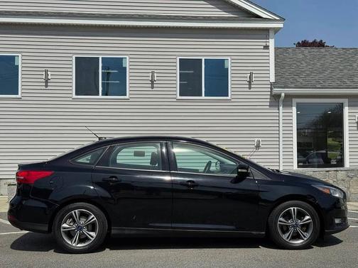 Shadow Black 2016 Ford Focus SE