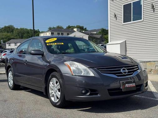 Black 2011 Nissan Altima 2.5 S