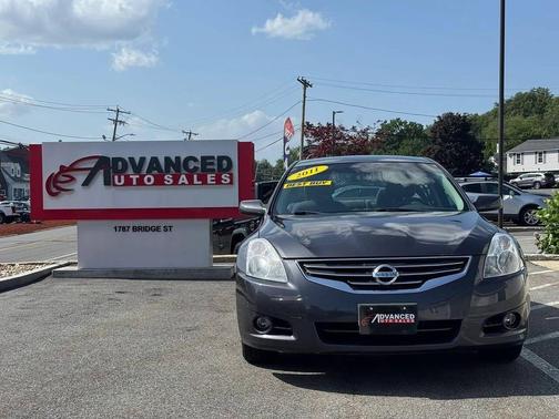 Black 2011 Nissan Altima 2.5 S