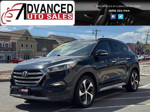 Black Noir Pearl 2018 Hyundai TUCSON Limited