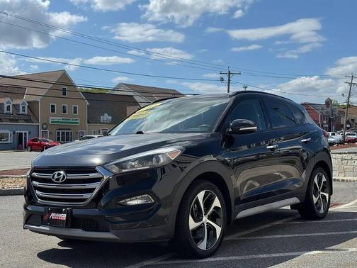 Black Noir Pearl 2018 Hyundai TUCSON Limited