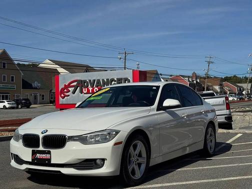 White 2015 BMW 320 i