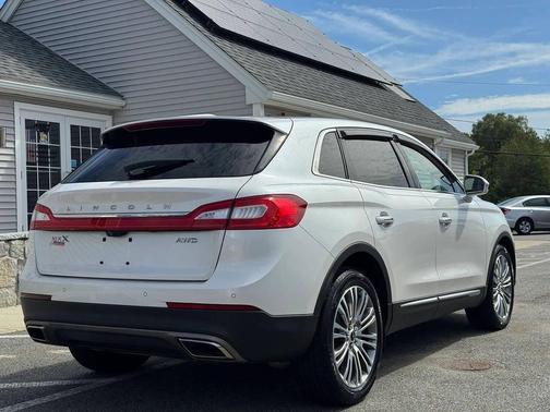 White Platinum Metallic Tri-Coat 2016 Lincoln MKX Reserve