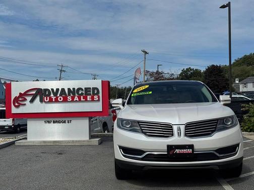 White Platinum Metallic Tri-Coat 2016 Lincoln MKX Reserve