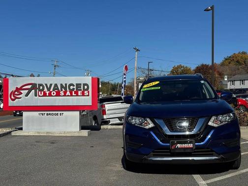 Caspian Blue 2017 Nissan Rogue SV