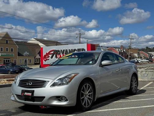 2011 INFINITI G37x Base