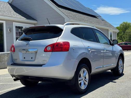 Brilliant Silver 2015 Nissan Rogue Select S