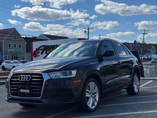 Black 2017 Audi Q3 2.0T Premium