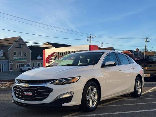 2022 Chevrolet Malibu FWD LT