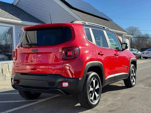 2021 Jeep Renegade Trailhawk