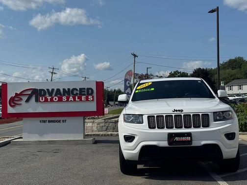 Bright White Clearcoat 2014 Jeep Grand Cherokee Altitude