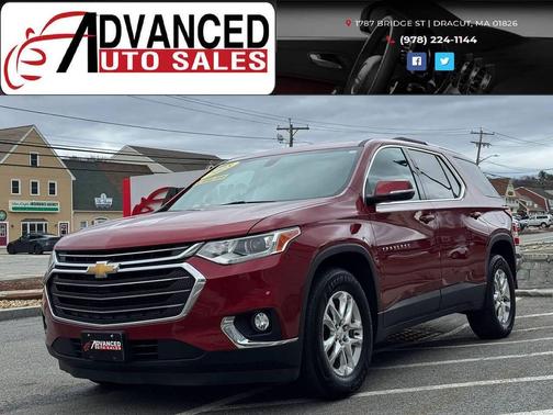 Cajun Red Tintcoat 2018 Chevrolet Traverse LT Cloth