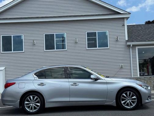 2017 INFINITI Q50 2.0T Premium