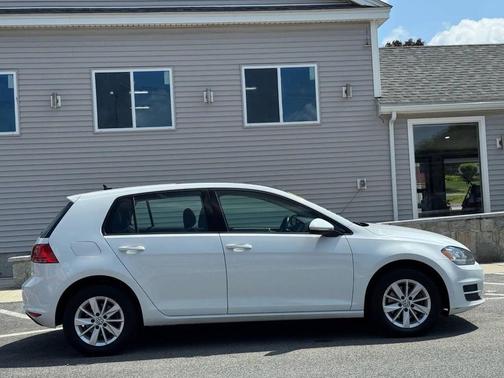 2015 Volkswagen Golf Auto TSI S w/Sunroof