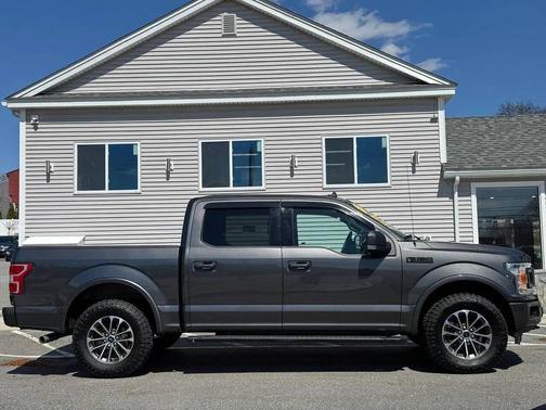 Magnetic Metallic 2019 Ford F-150 XLT