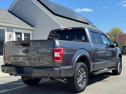 Magnetic Metallic 2019 Ford F-150 XLT