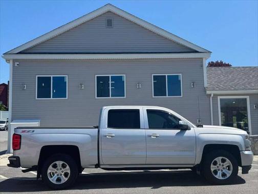 2017 Chevrolet Silverado 1500 2LT