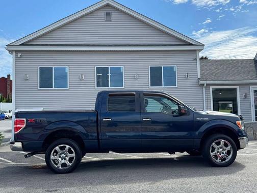 Tuxedo Black Metallic 2013 Ford F-150 XLT