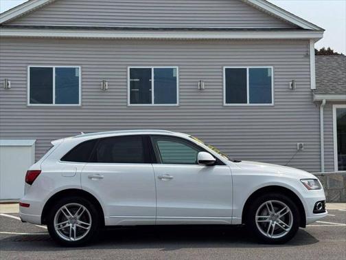 2017 Audi Q5 2.0T Premium Plus