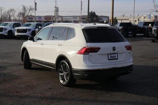 2024 Volkswagen Tiguan 2.0T SE