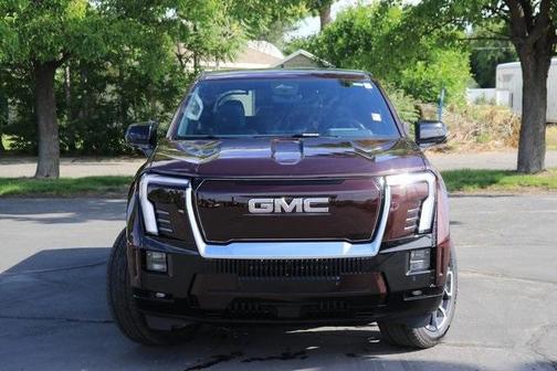 2025 GMC Sierra EV Denali