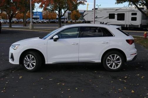 2025 Audi Q3 45 S line Premium