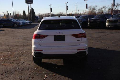 2025 Audi Q3 45 S line Premium