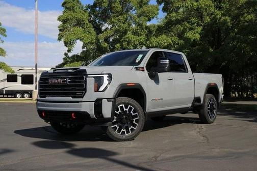 2025 GMC Sierra 2500 AT4