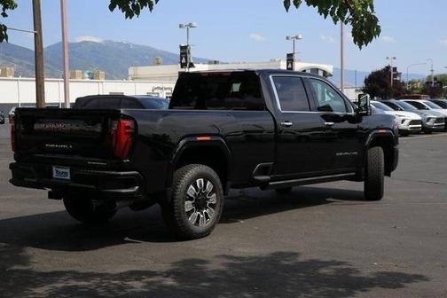 2025 GMC Sierra 3500 Denali