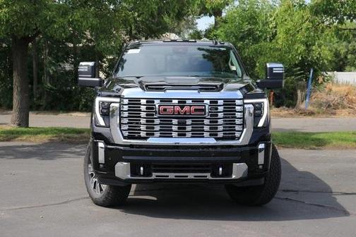 2025 GMC Sierra 3500 Denali