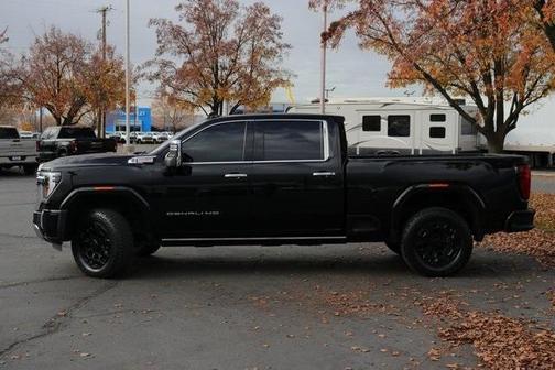 2024 GMC Sierra 2500 Denali