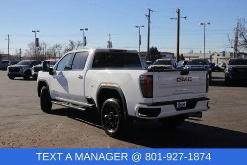 2025 GMC Sierra 3500 AT4