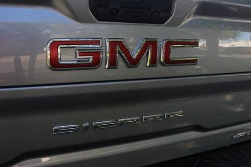 2025 GMC Sierra 3500 AT4
