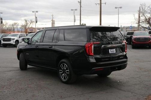 2023 GMC Yukon XL AT4