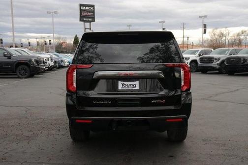 2023 GMC Yukon XL AT4