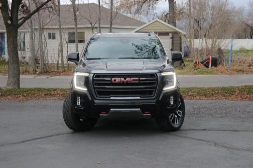 2023 GMC Yukon XL AT4