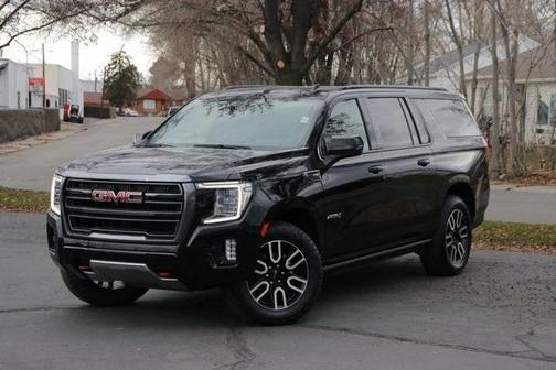 2023 GMC Yukon XL AT4