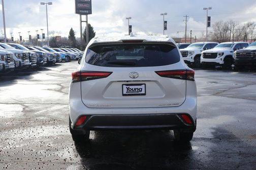 2023 Toyota Highlander Limited