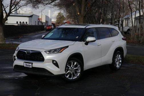 2023 Toyota Highlander L