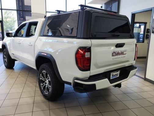 2025 GMC Canyon AT4