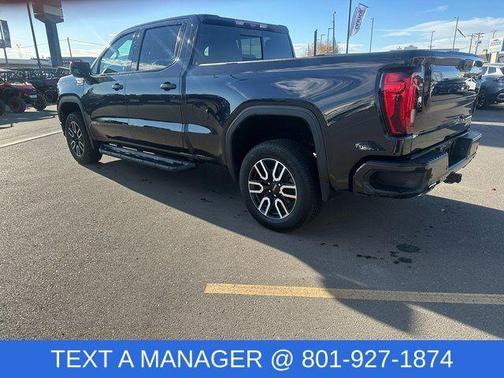 2022 GMC Sierra 1500 AT4