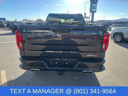 2022 GMC Sierra 1500 AT4