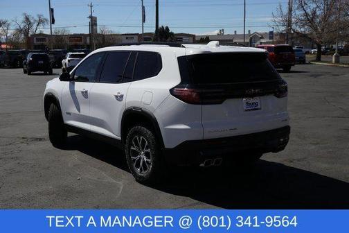 2025 GMC Acadia AT4