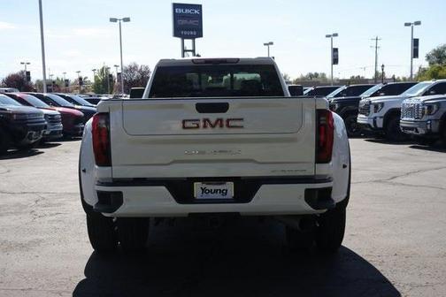 2024 GMC Sierra 3500 Denali
