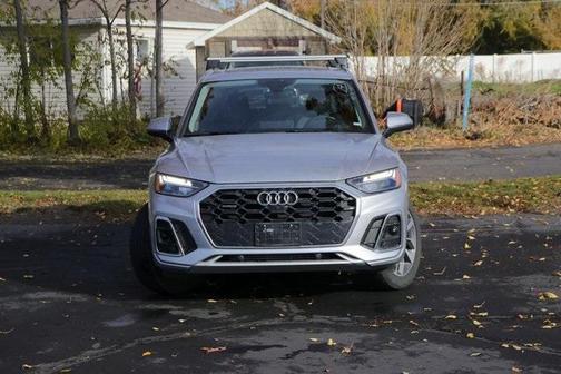 2024 Audi Q5 45 S line quattro Premium