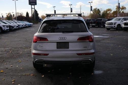 2024 Audi Q5 45 S line quattro Premium