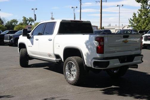 2023 Chevrolet Silverado 3500 High Country