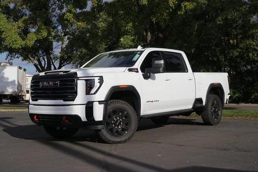 2025 GMC Sierra 3500 AT4