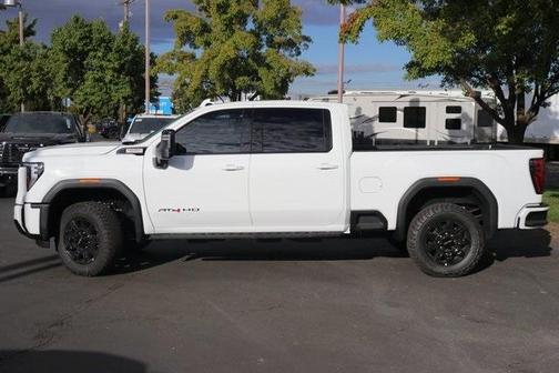 2025 GMC Sierra 3500 AT4