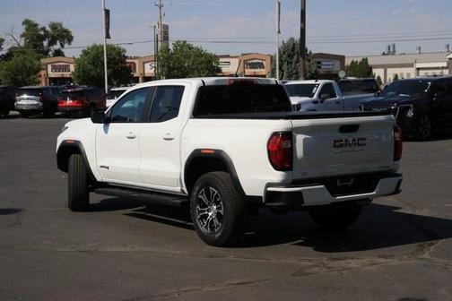2024 GMC Canyon AT4